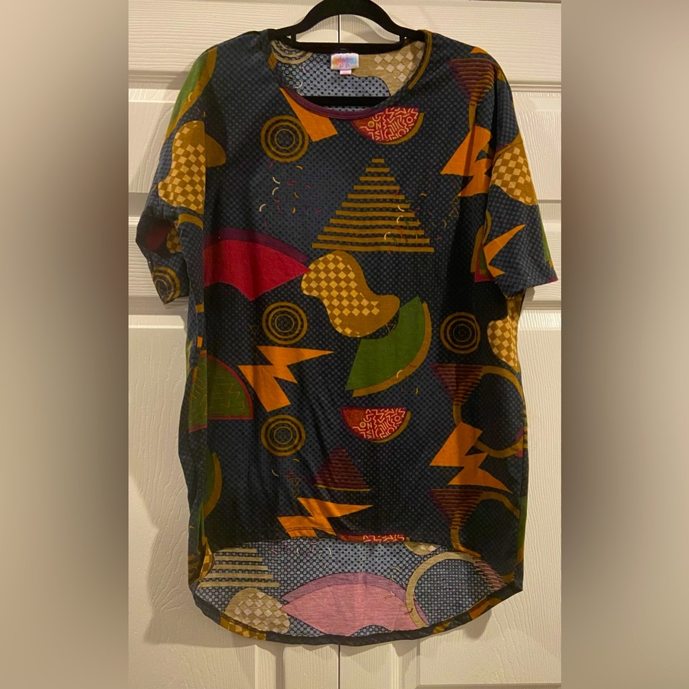 Lularoe women’s size small tunic top